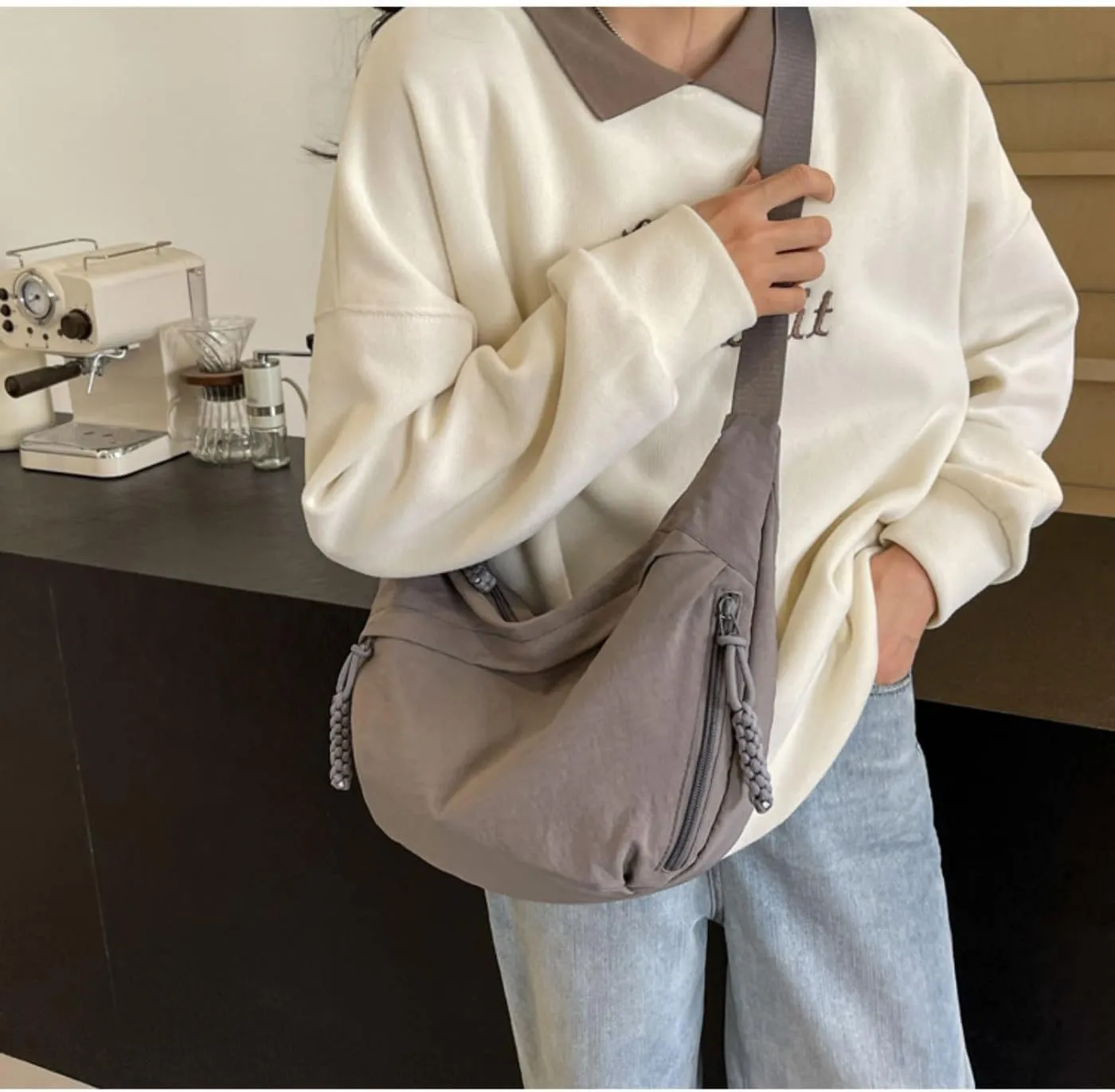 Nylon Crescent Crossbody Bag for Womens,Retro Canvas Bag,Trendy Casual Sling Bag Lightweight with Adjustable Strap