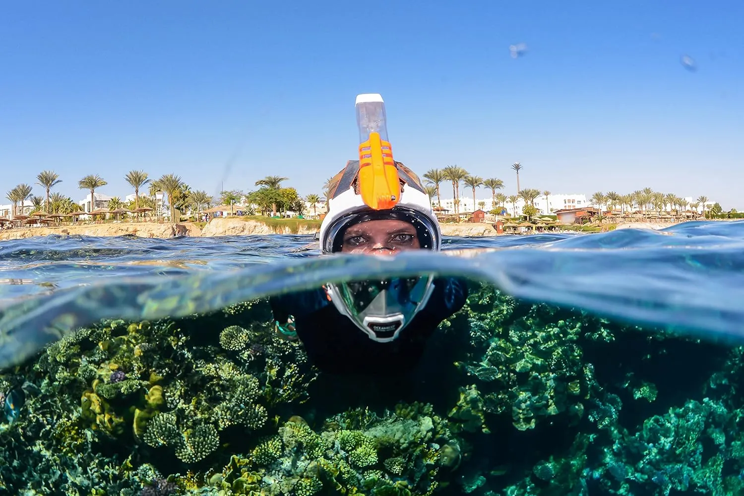 OCEAN REEF - Aria QR   Quick Release Snorkeling Mask - Full Face Snorkeling Mask - 180 Degree Underwater Vision - 8 Colours and 4 Sizes