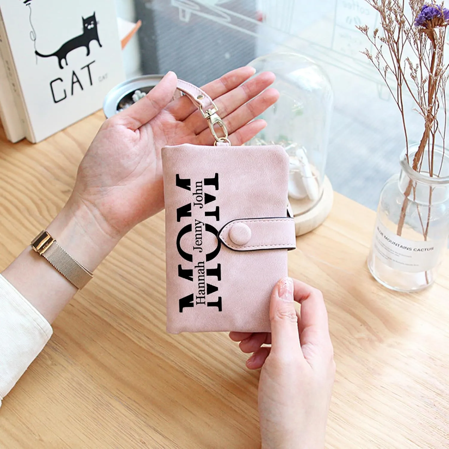 Personalized Gifts for Mom - Custom Womens Wallet with Names, Gifts for Mothers Day Mom Birthday - Customized Ladies Wristlet Wallet Coin Purse Bifold Cards Holder, Black