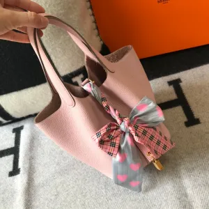 picotin lock 18 pink togo ghw