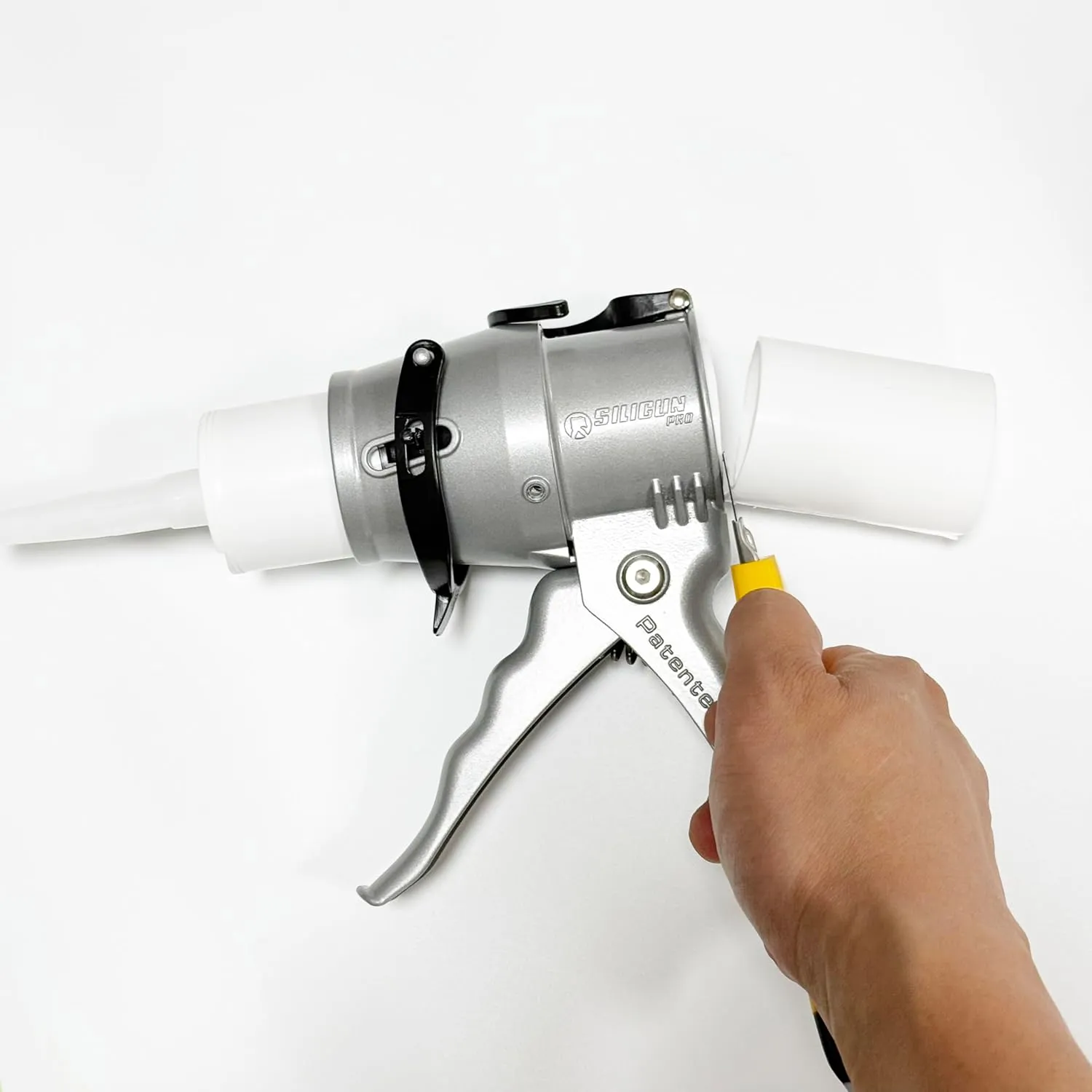 SILIGUN™ PRO Compact 24:1 Caulking Gun - No Drip Caulk Gun - Patent Design - Lightweight Aluminum Frame - Works with all 10 oz Tubes (SILIGUN PRO)