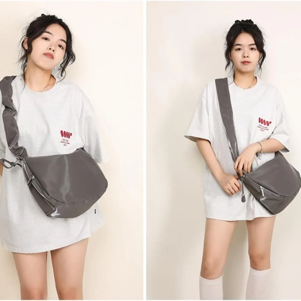 Single Shoulder Crossbody Bag for Women Cloud Shape Handbag and Purse Nylon Hobo Bag (Grey)