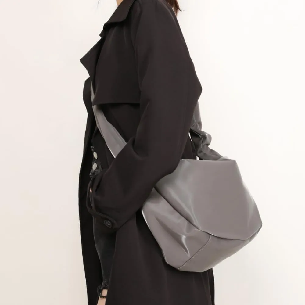 Single Shoulder Crossbody Bag for Women Cloud Shape Handbag and Purse Nylon Hobo Bag (Grey)