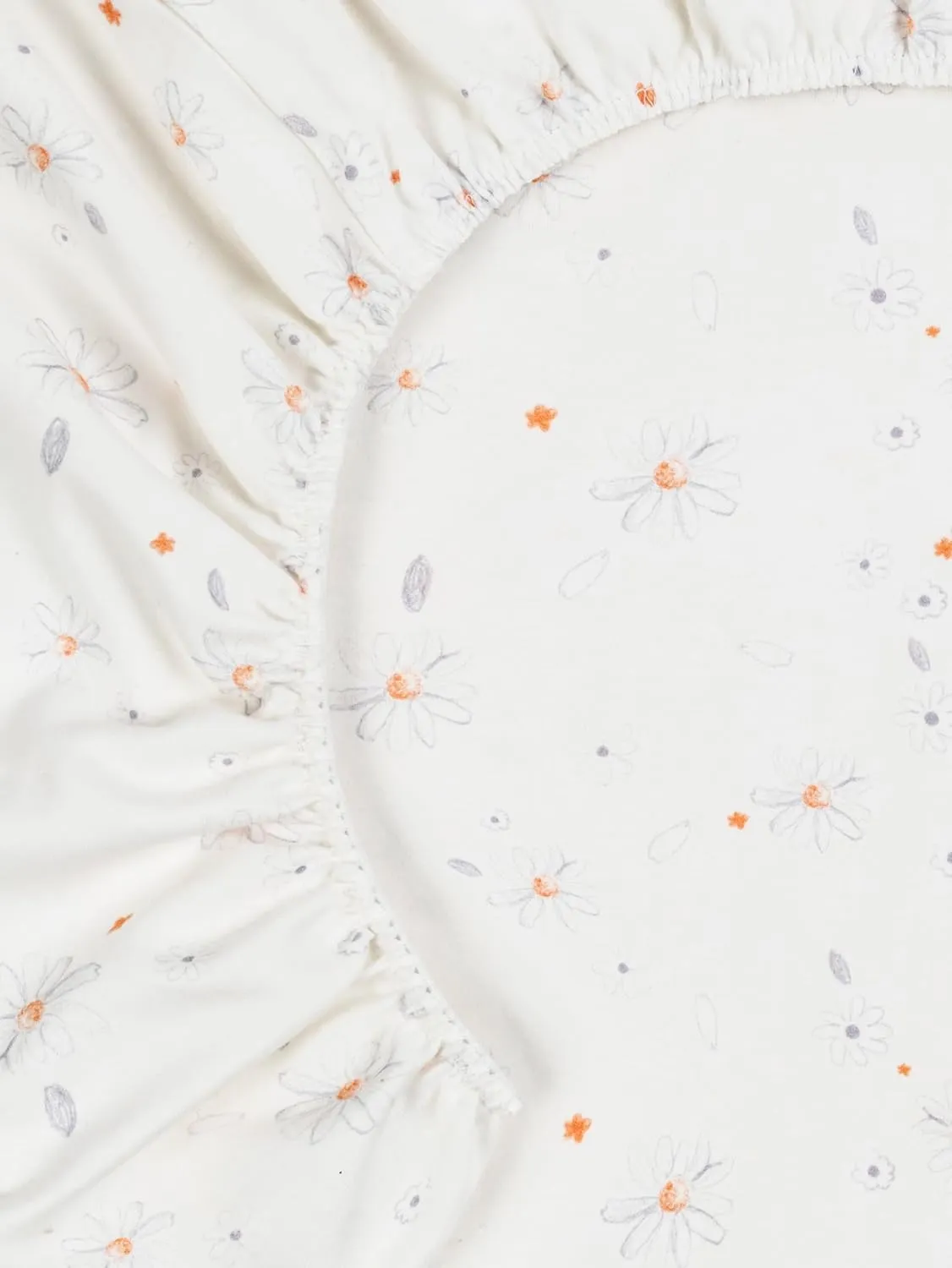 Under The Nile Organic Cotton Changing Pad Cover, Shadow Floral. Size 31" x 18"