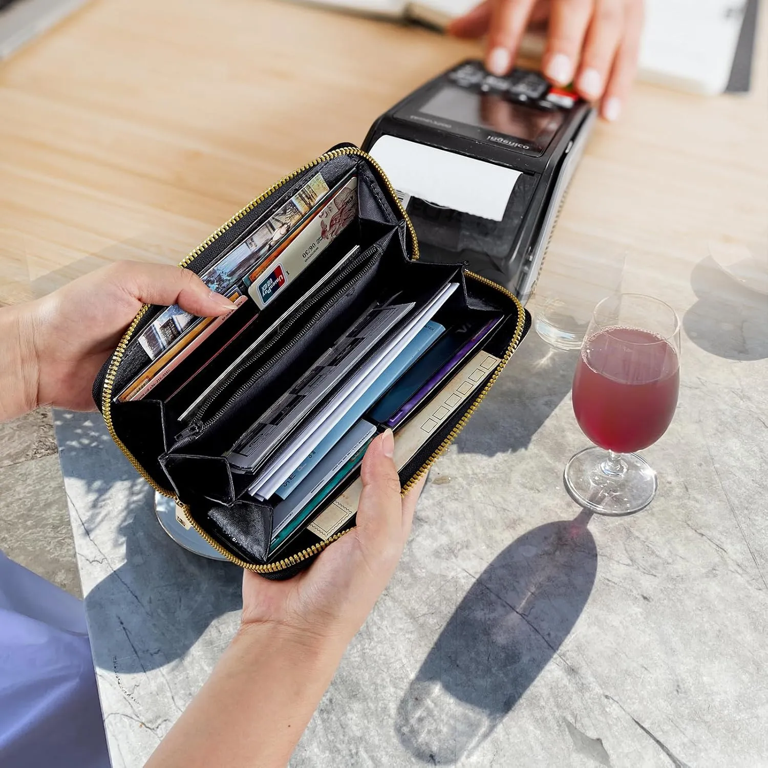 Wallet for Everyone, Large Capacity Clutch Purse in Black Cat PU Leather, 12 Card Slots, Clearance Credit Card Holder, Handbag Wallets for Ladies-Unisex Adults