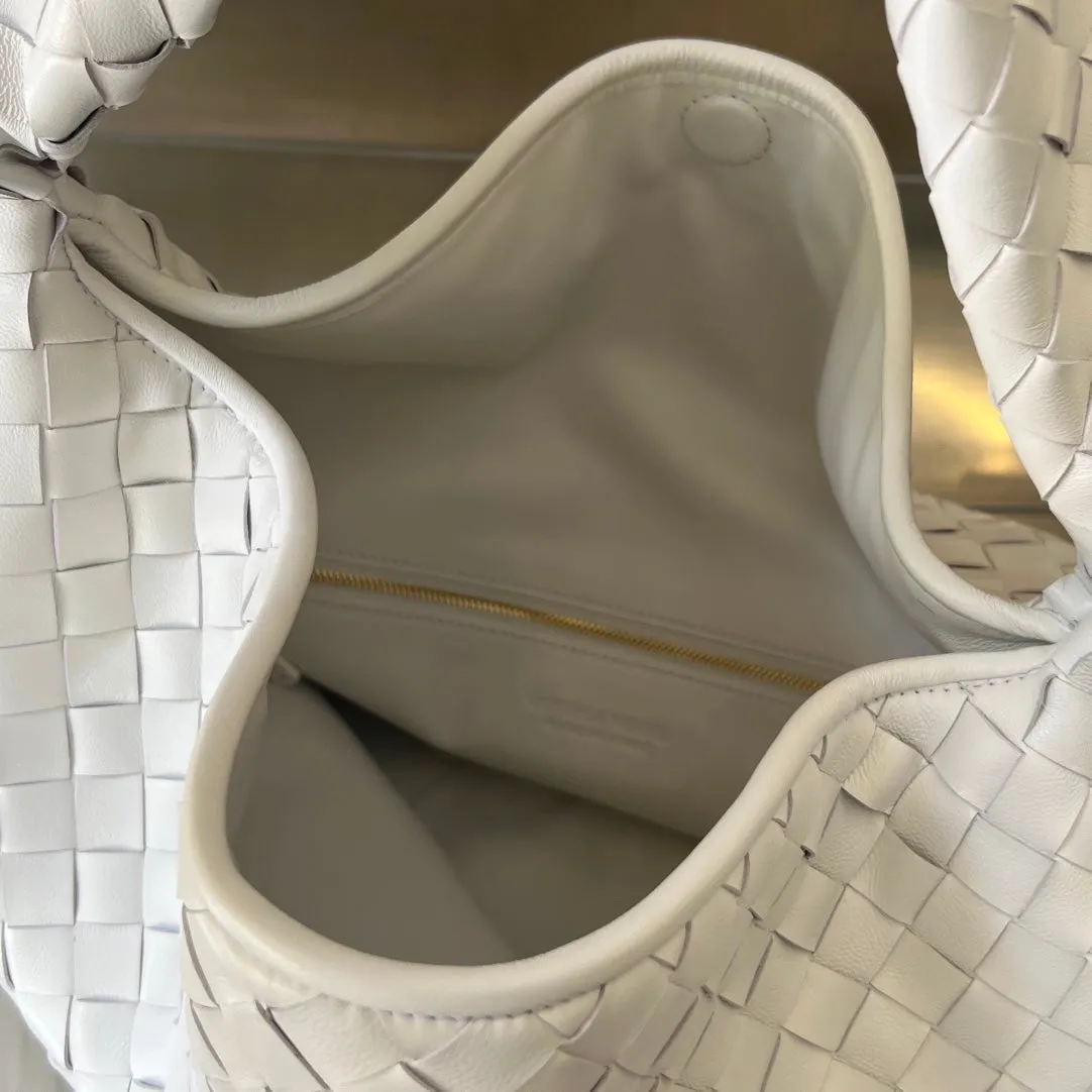 WHITE Veneta LAMBSKIN 54 IN Bottega LARGE Innovative HOP Reliable