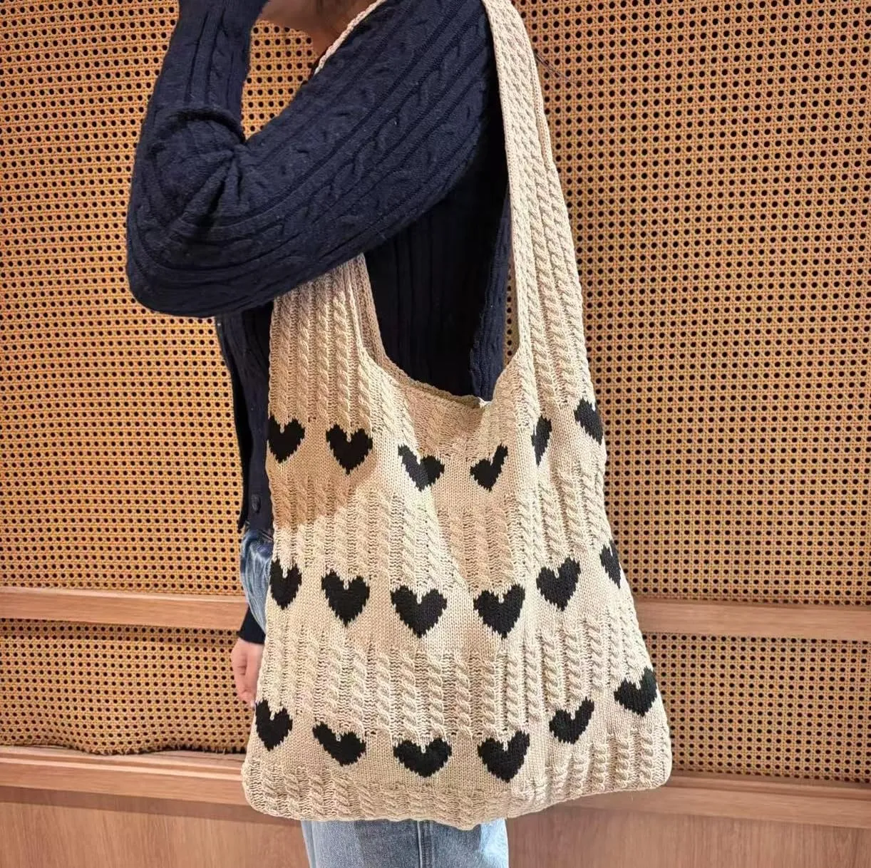 Women Tote Bag Shoulder Bag Knitted Hand Bag Heart Pattern Top-Handle Bag Underarm Clutch for Daily Use or Work