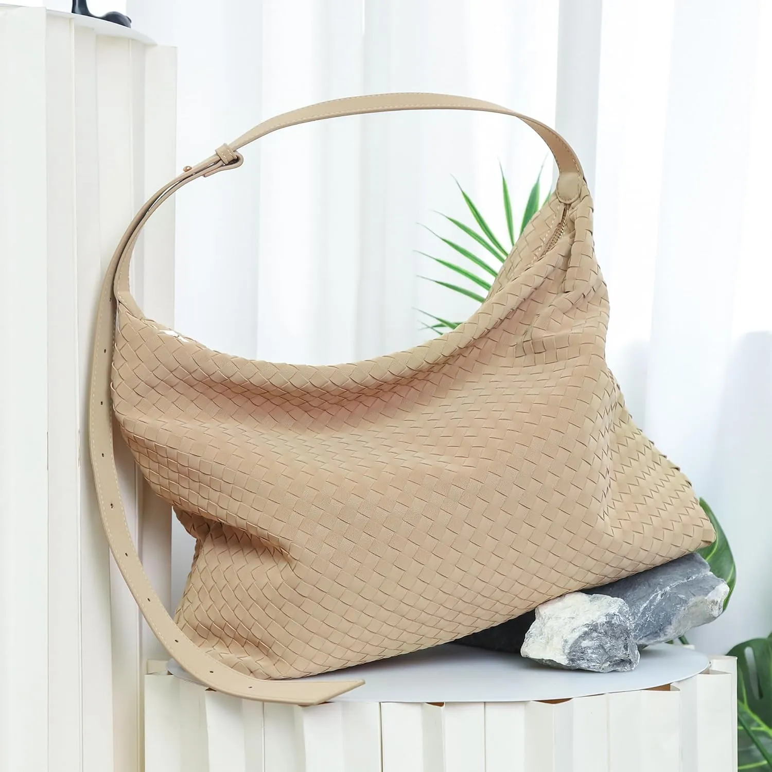 Woven Bag for Women, Vegan Leather Tote Bags Large Hobo Purses for Women Handmade Shoulder Bag with Adjustable Strap